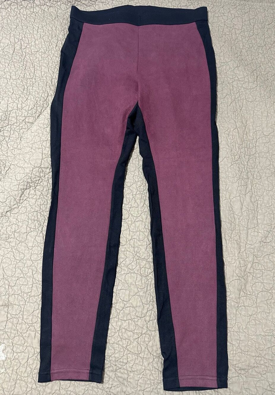 HUE Leggings Size large Black Purple Colorblock Pants A906